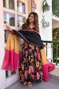 Enchanting Floral Dress for Fashion Lovers