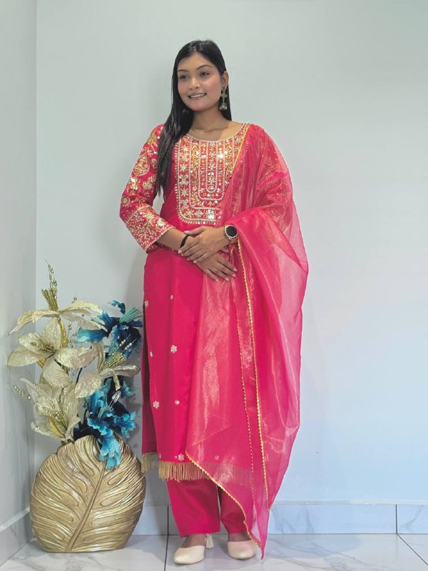 Contemporary Salwar Suits for Trendsetters