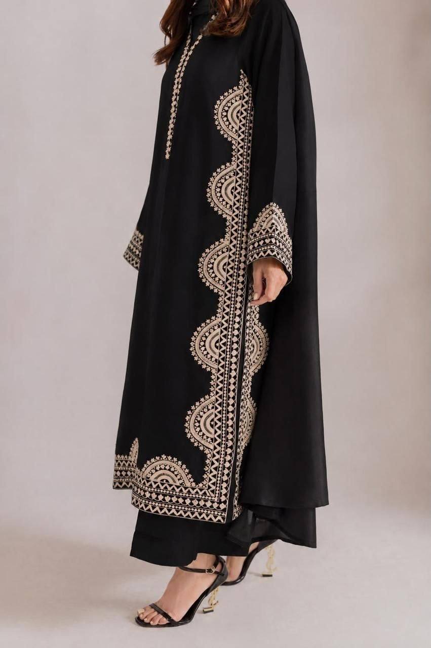 Chic Floral Embroidery Suit for Celebrations