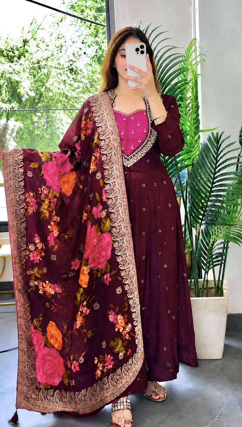 Chic Floral Dreams Dress Up Delight