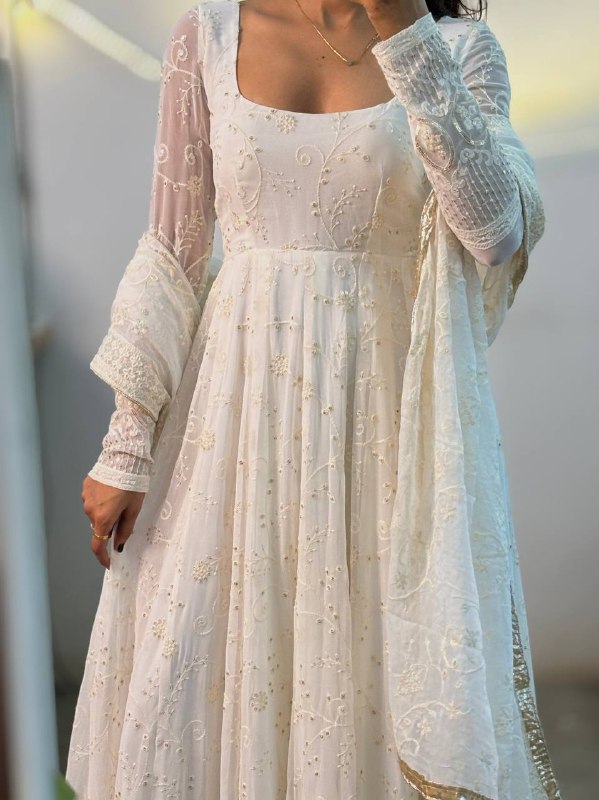 Celestial Charm White Dress Selfie Delight