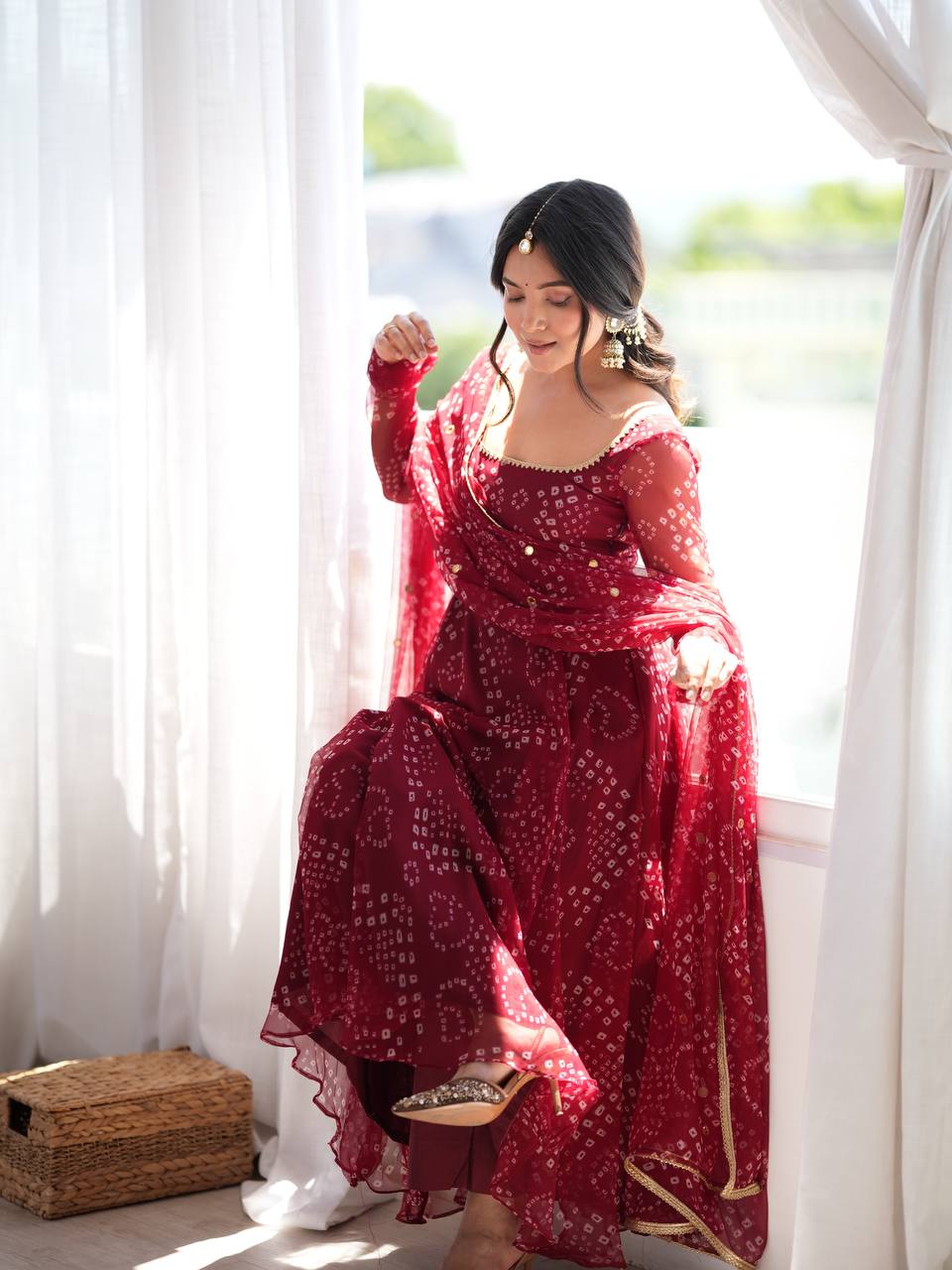 Graceful Presence The Ultimate Fashion Choice