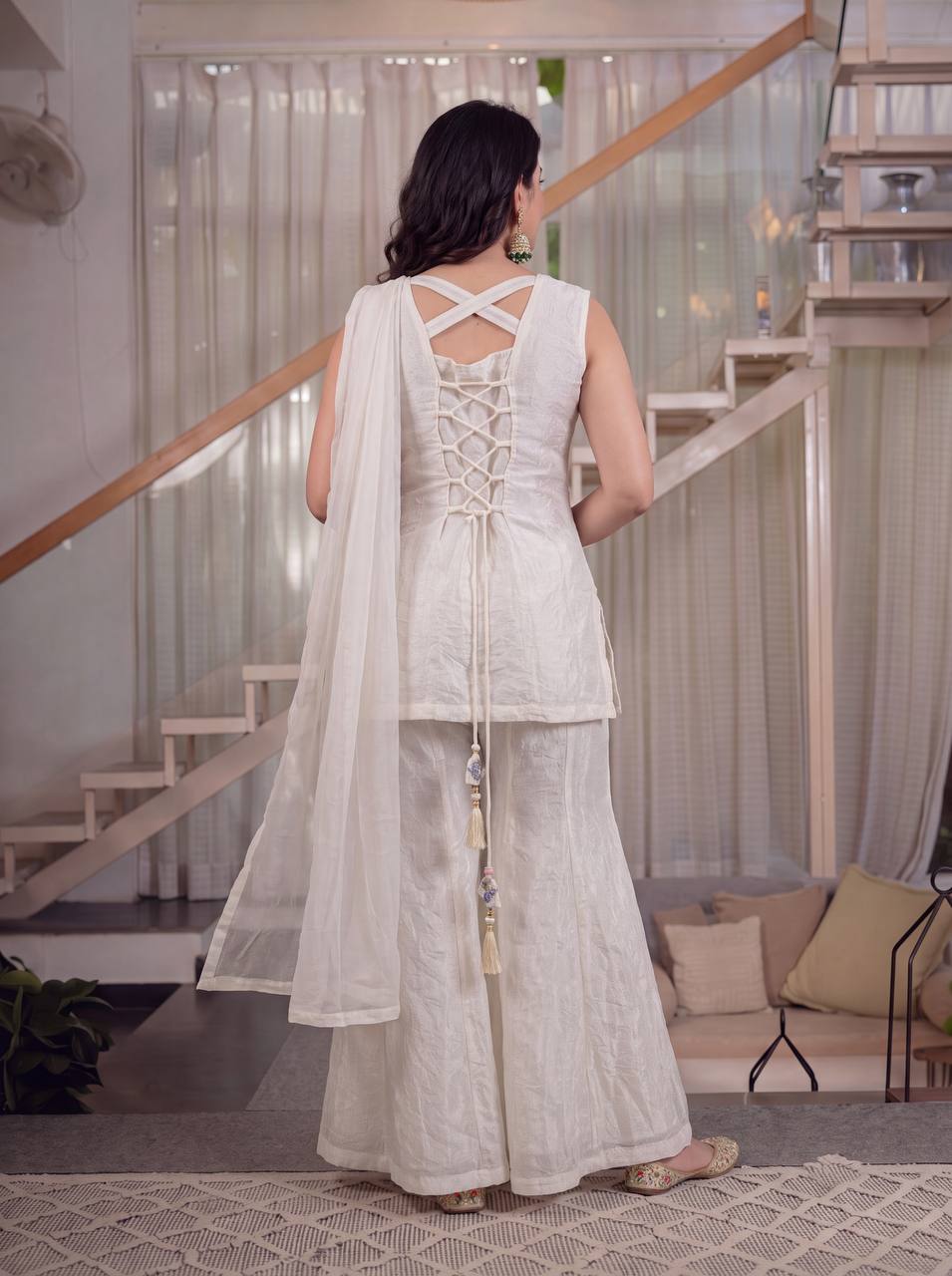 Radiant White Versatile Women's Outfit Line