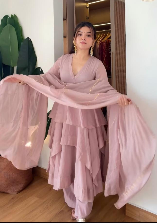 Chic Elegance Stunning Pink Outfit