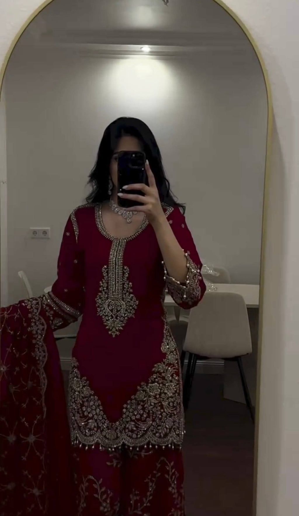 Captivating Confidence Red Dress Selfie Delight
