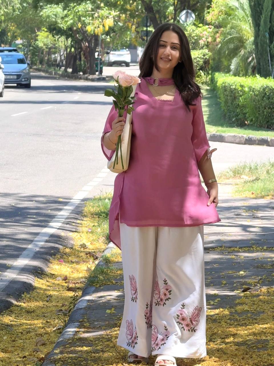 Modern Muse Walk with Effortless Charm
