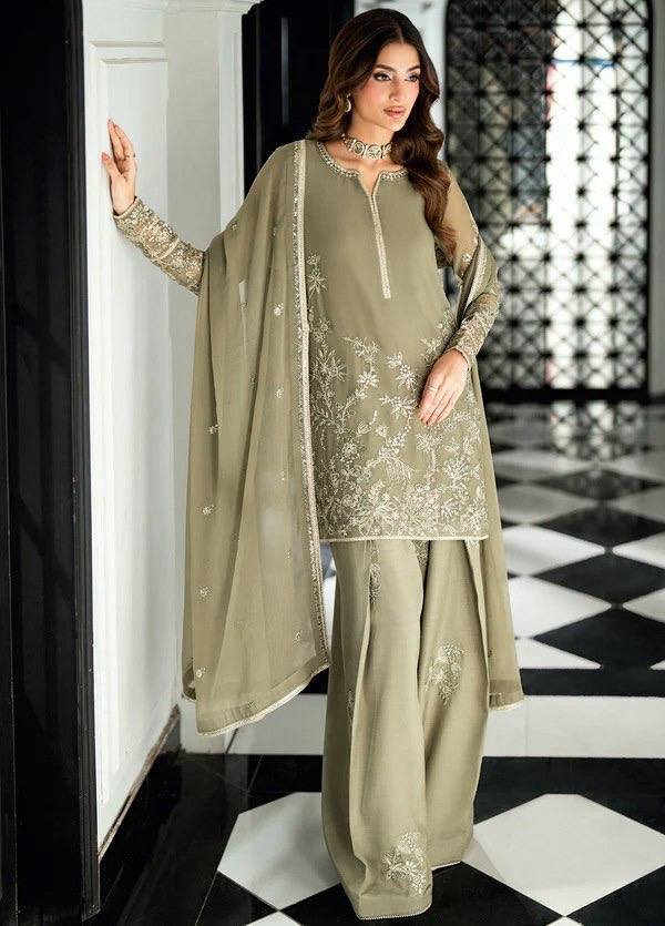 Elegant Suit for Formal Occasions