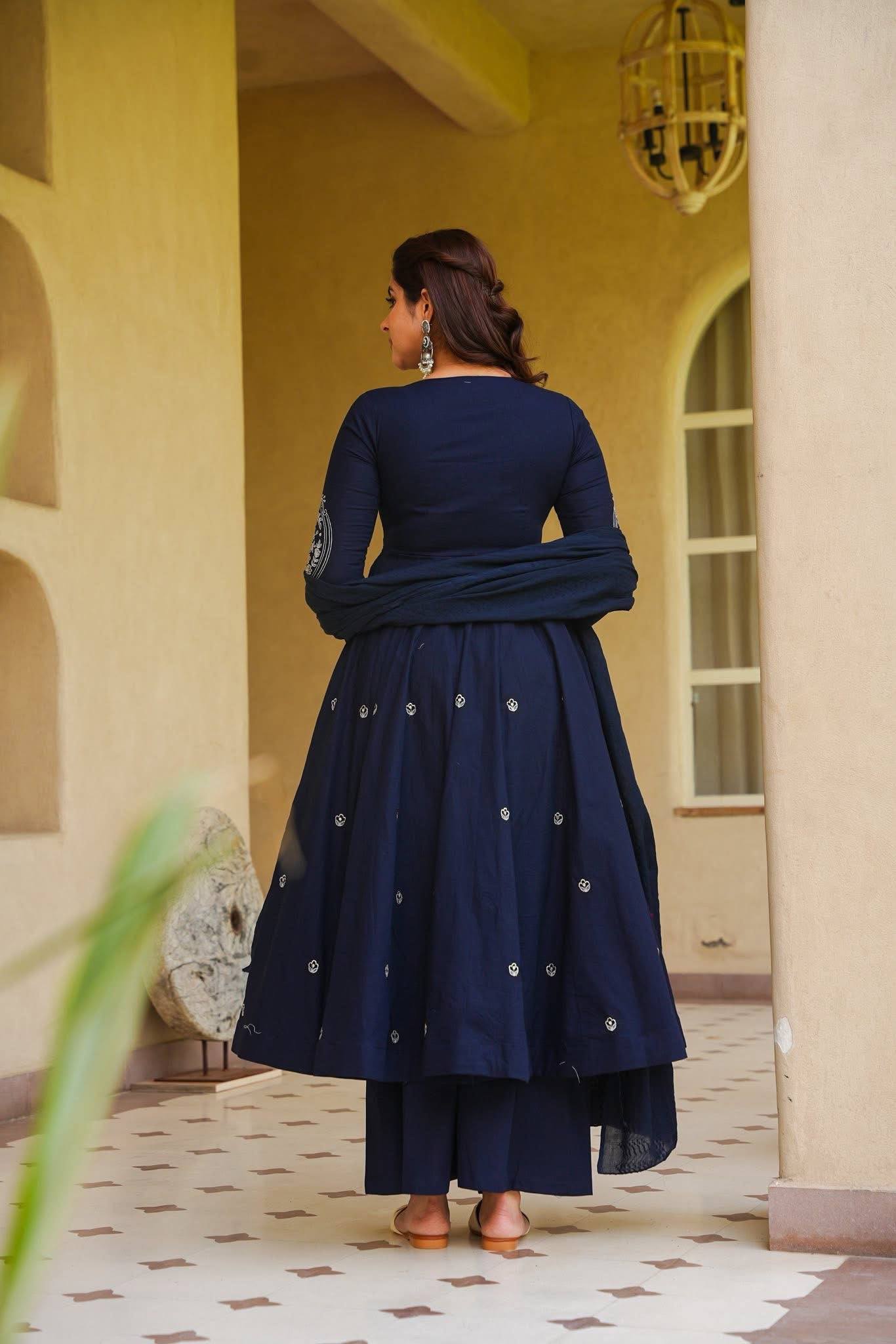 Elegant Navy Dress for Timeless Charm