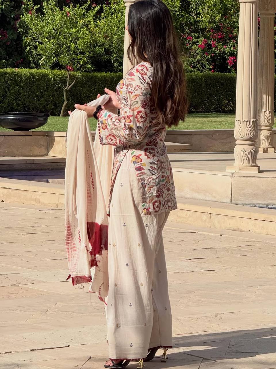 Elegant Floral Suit for Modern Women