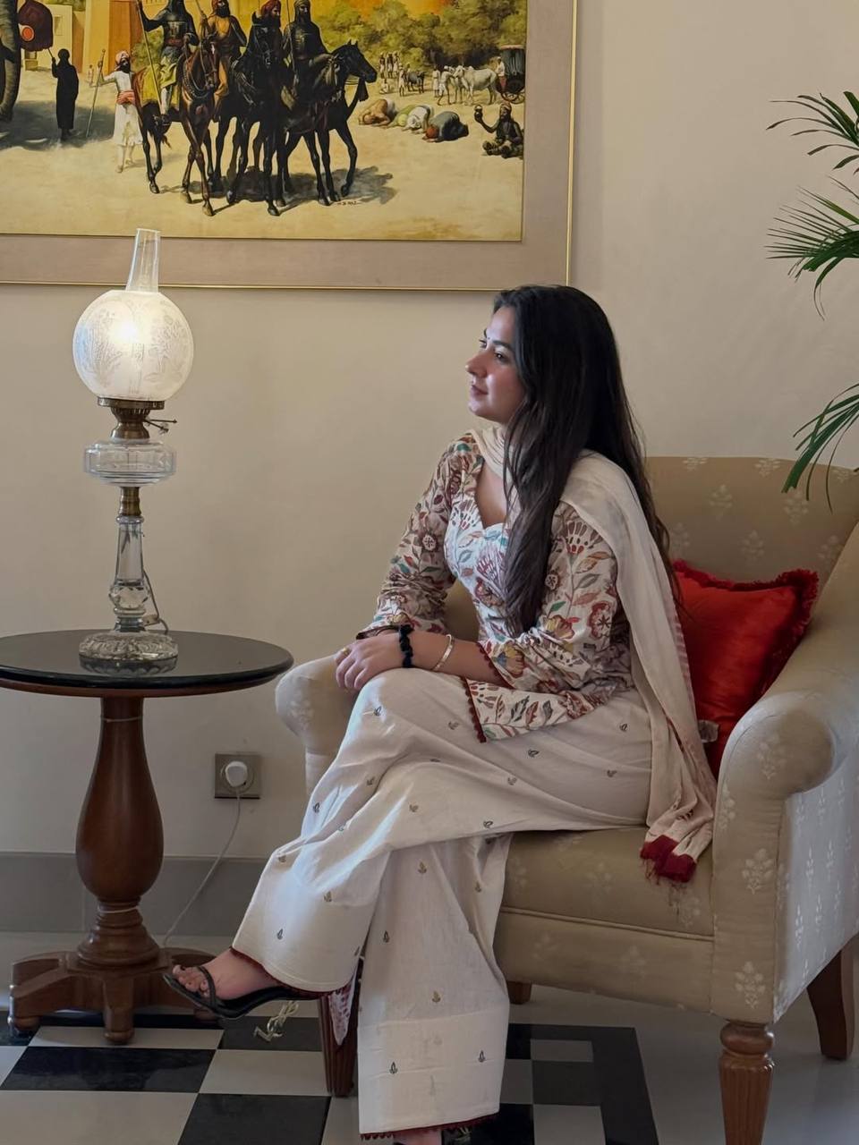 Elegant Floral Suit for Modern Women