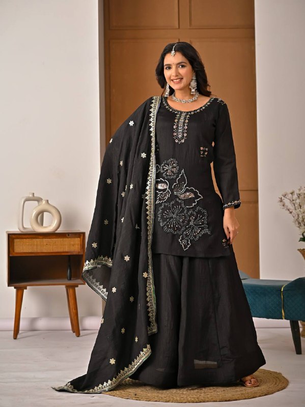 Timeless Black Attire for Sophisticated Style
