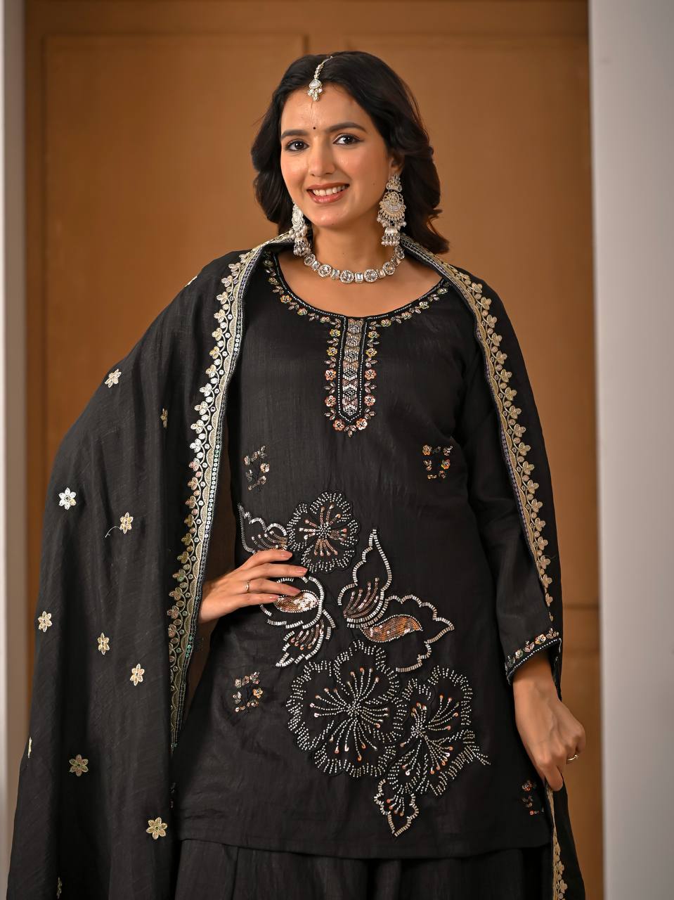 Timeless Black Attire for Sophisticated Style