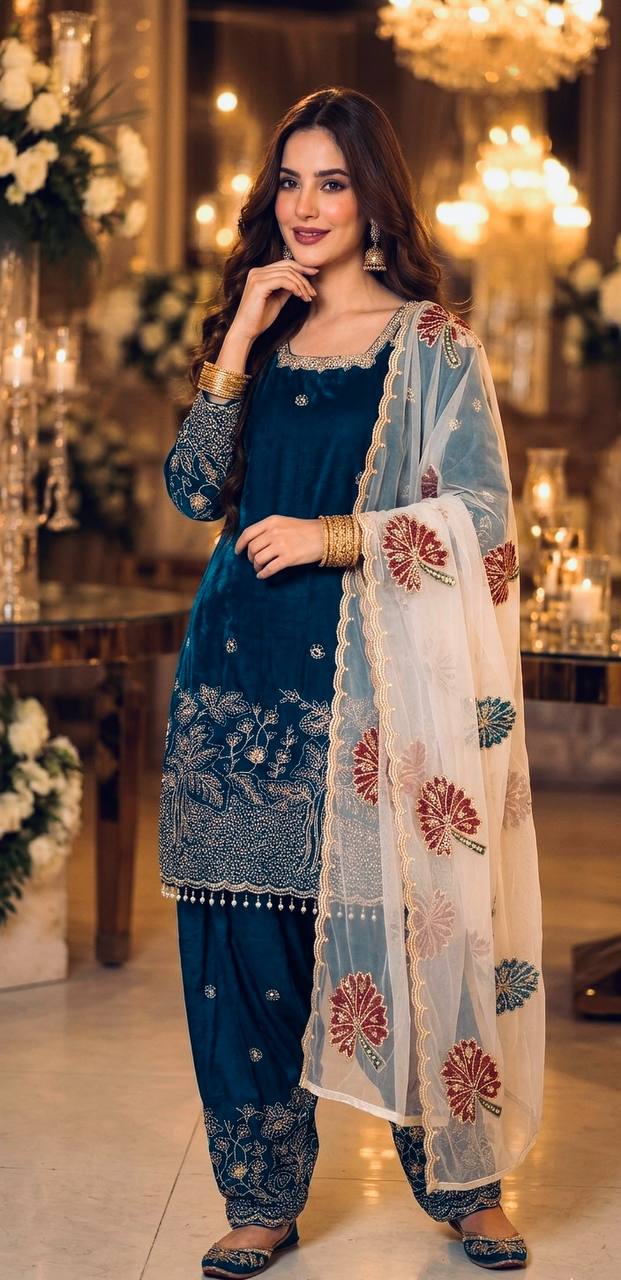 Chic Blue Suit Set for Special Occasions