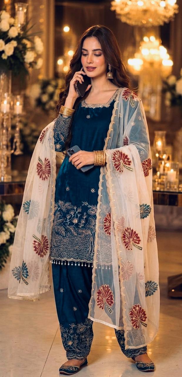 Chic Blue Suit Set for Special Occasions