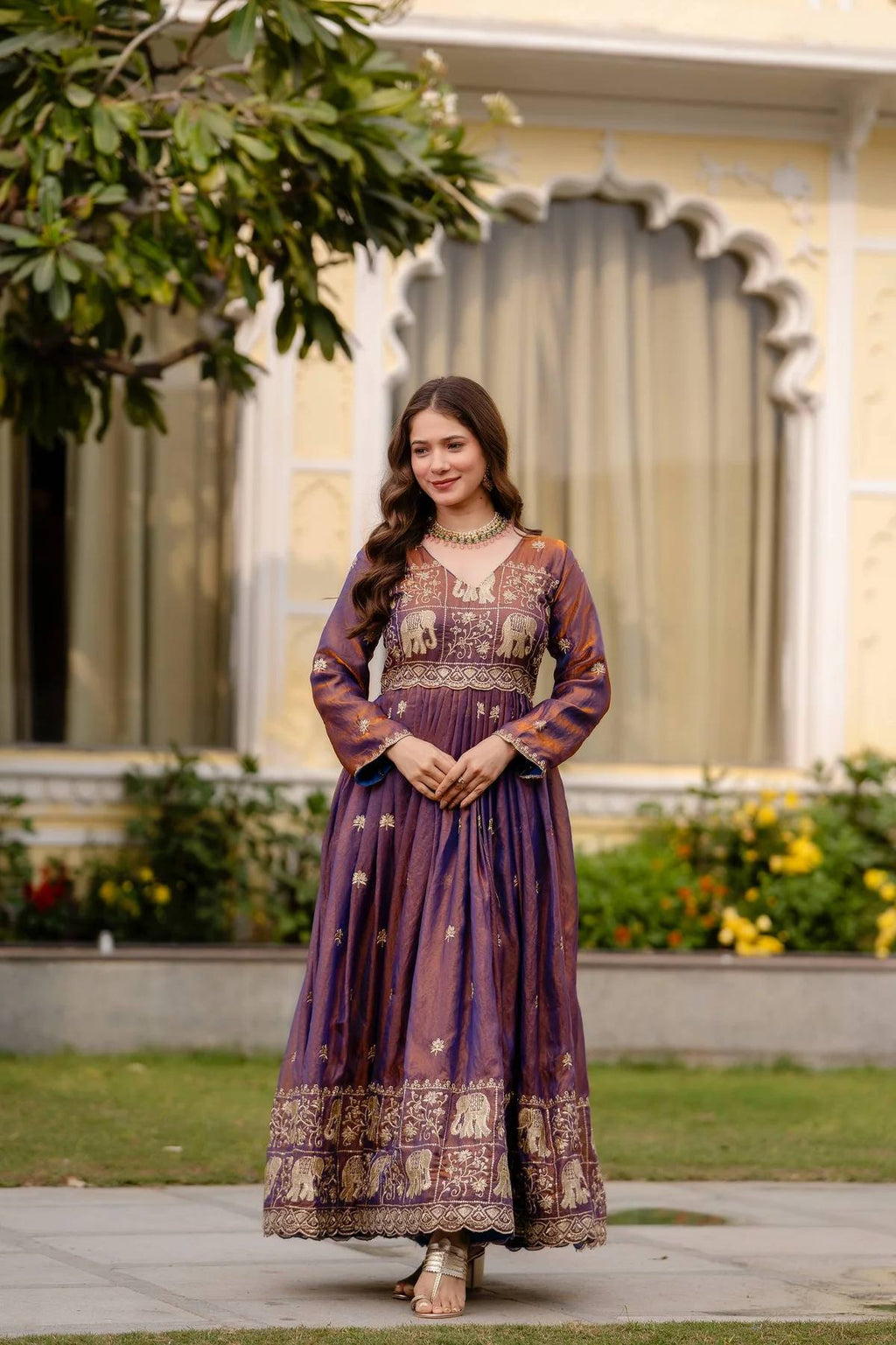 Graceful Traditional Dress For Women