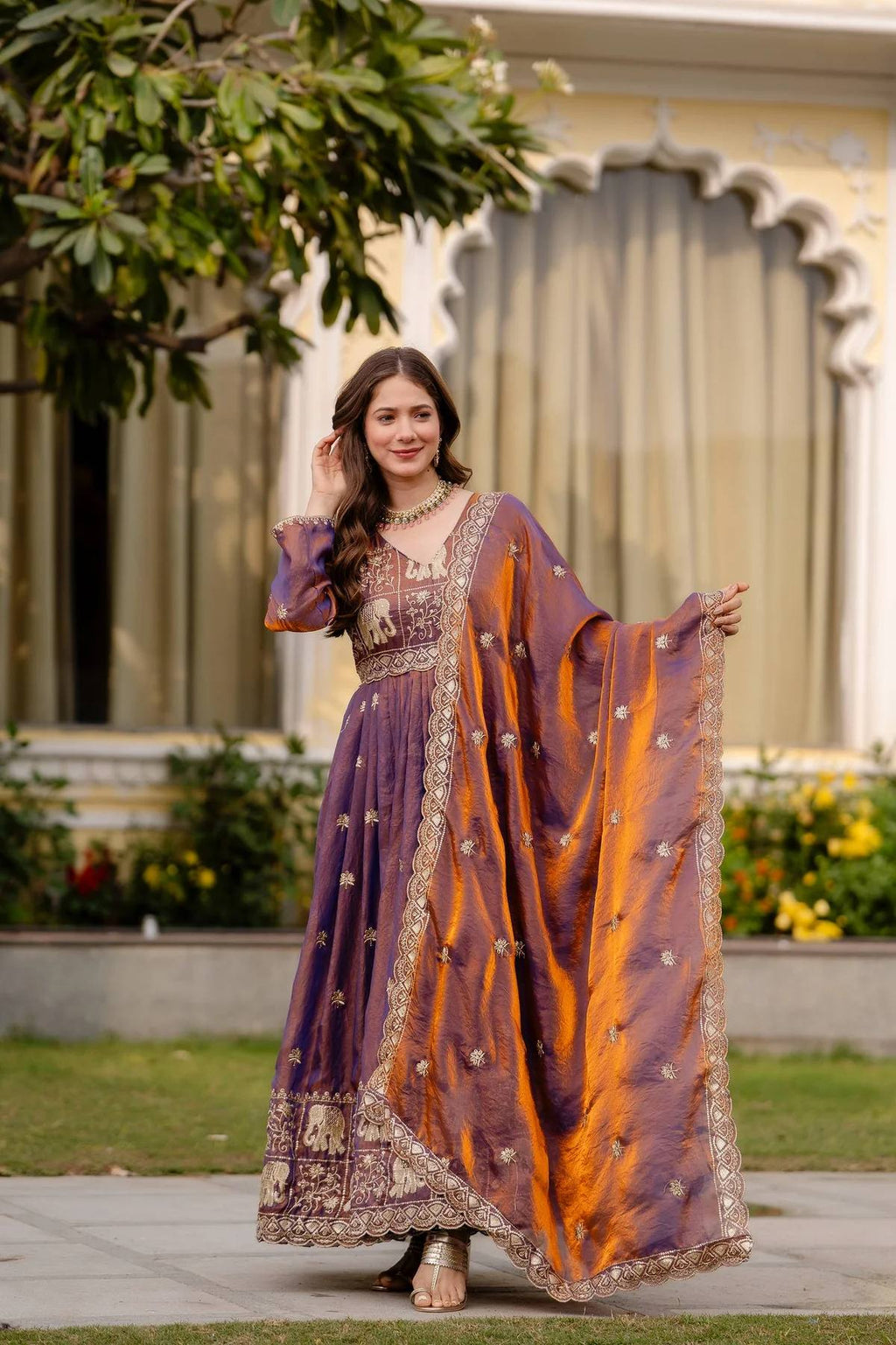 Graceful Traditional Dress For Women