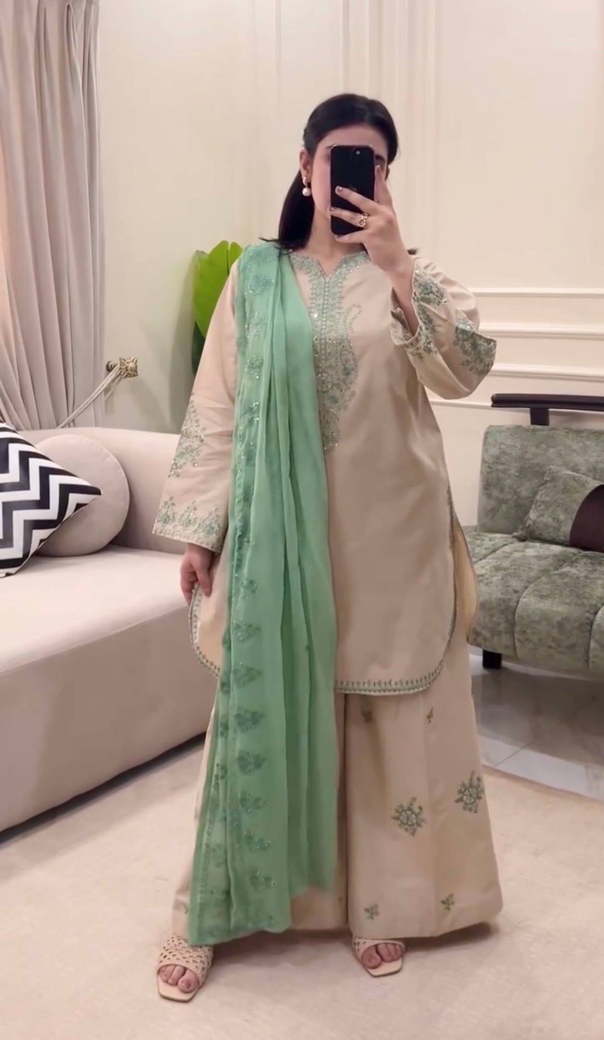 Elegant Indian Ethnic Fashion Style