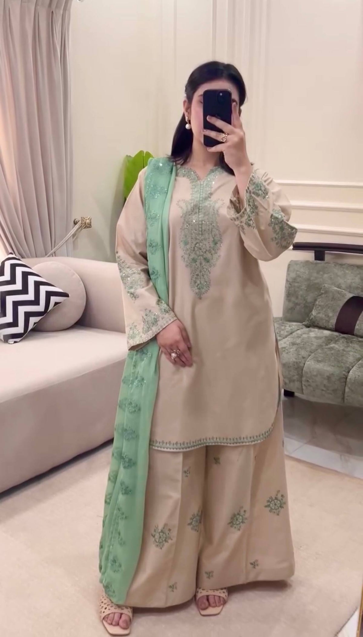 Elegant Indian Ethnic Fashion Style