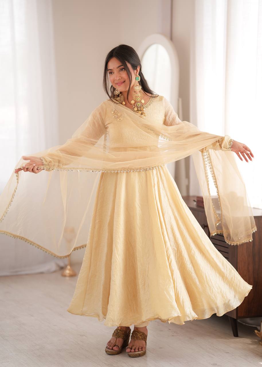 Graceful Charm of a Classic Dress