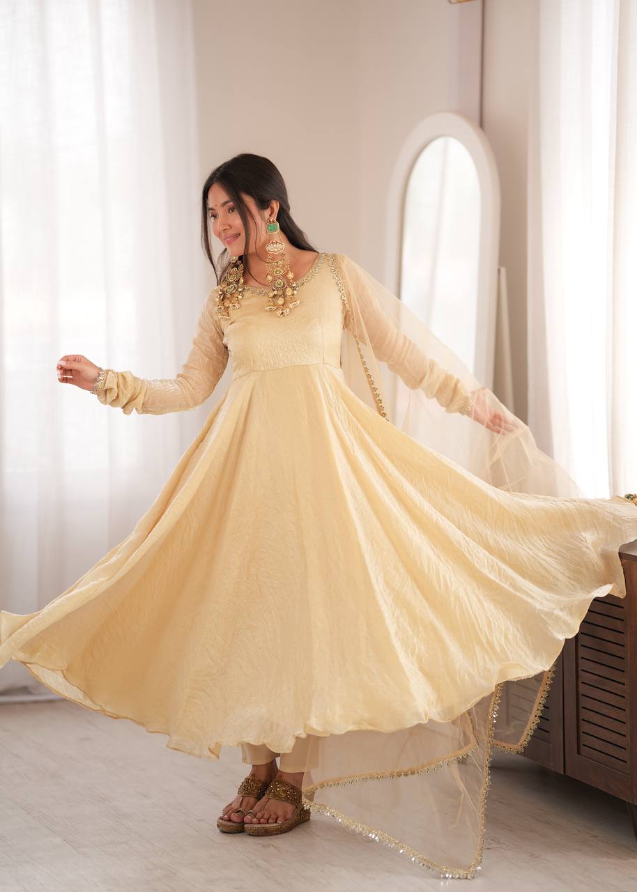 Graceful Charm of a Classic Dress