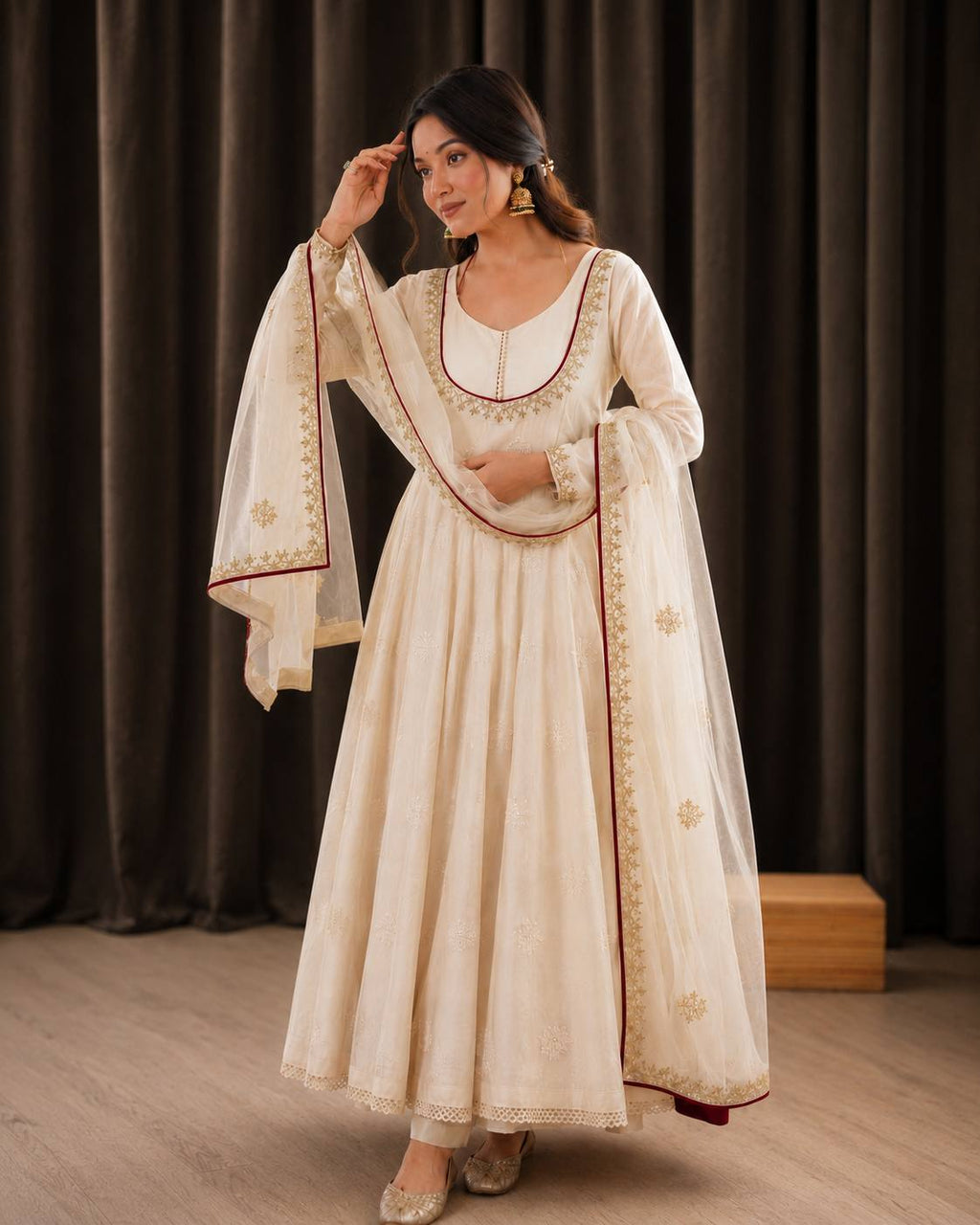 Chic Elegance Captured in a Moment