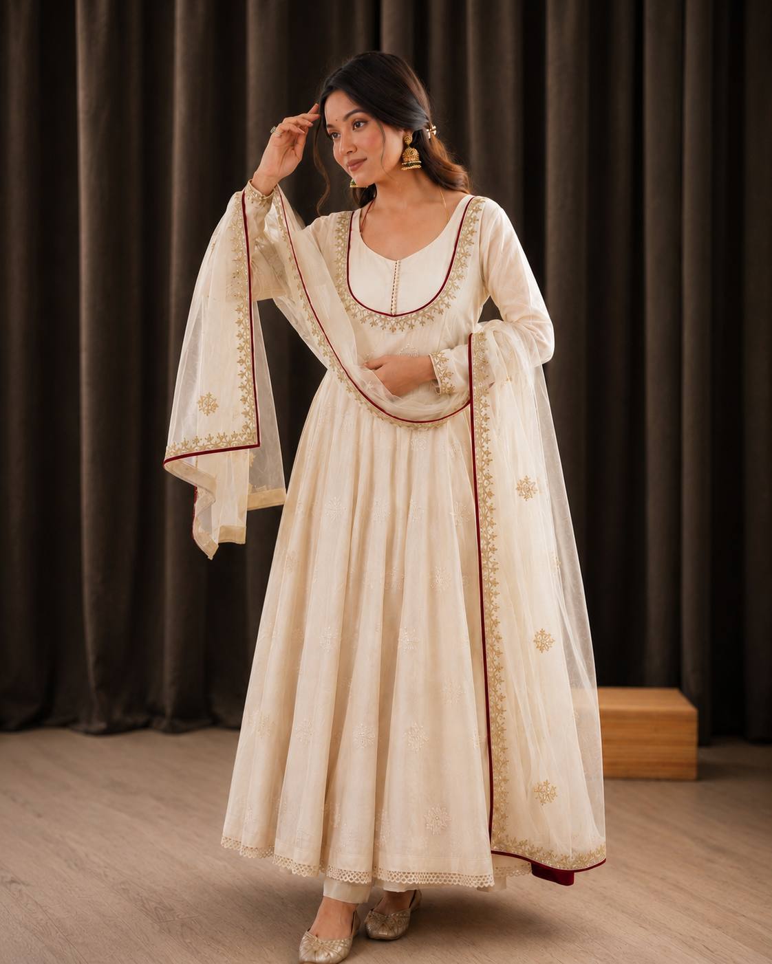 Chic Elegance Captured in a Moment
