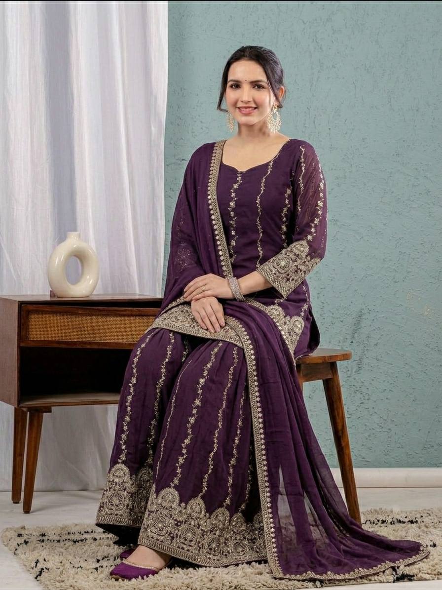 Stylish Purple Ensemble for Modern Women