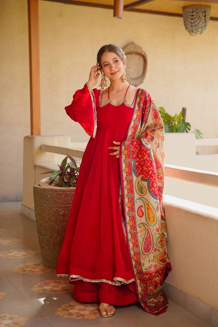 Brainstorming similar traditional outfit styles