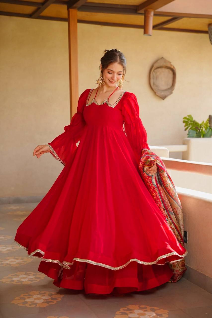 Brainstorming similar traditional outfit styles