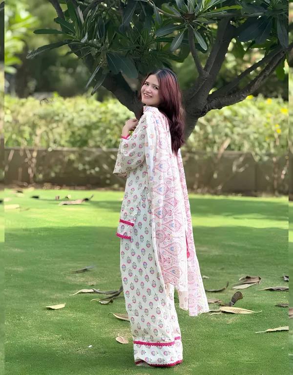 Floral printed white Punjabi salwar suit