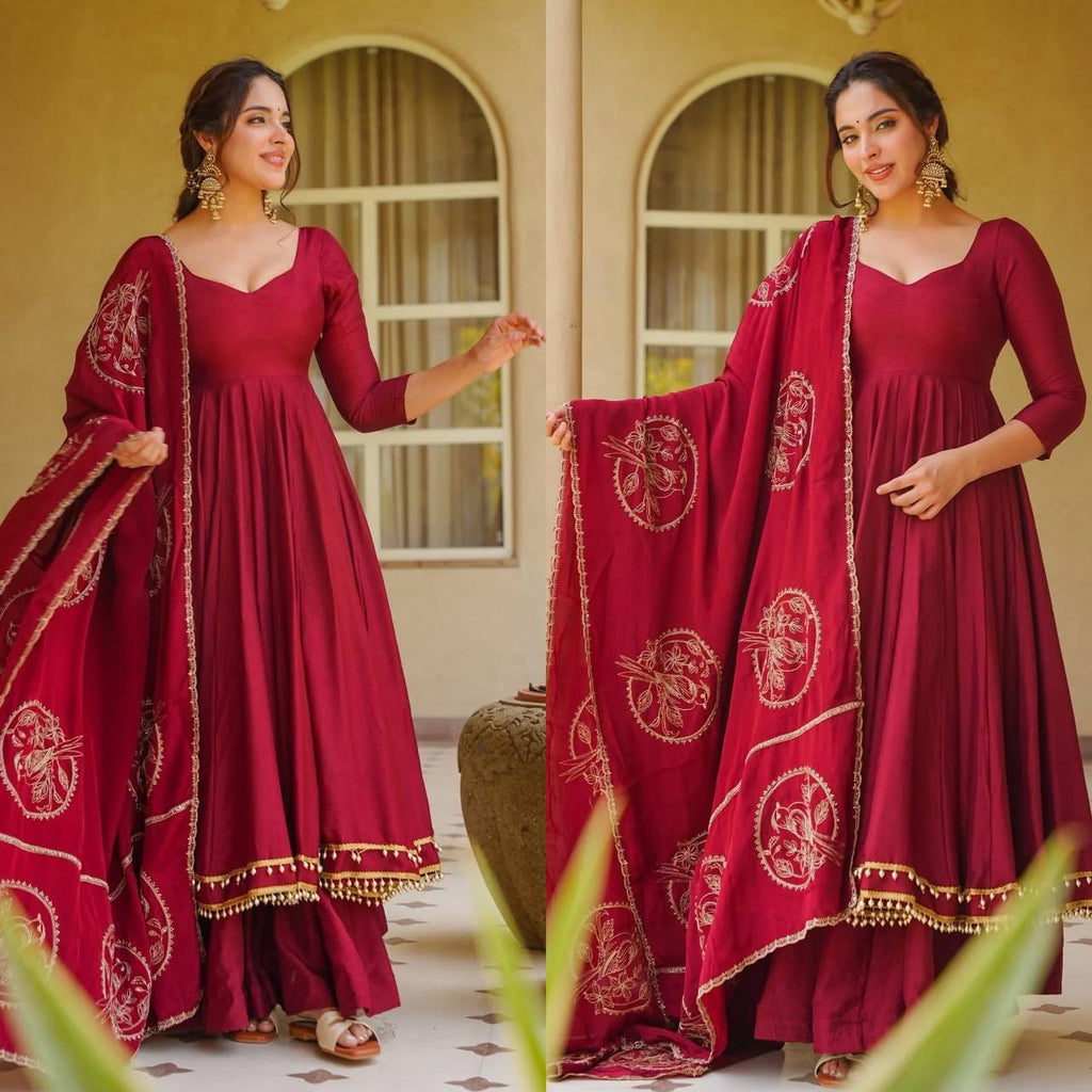 Elegant Embroidered Anarkali Suit Set