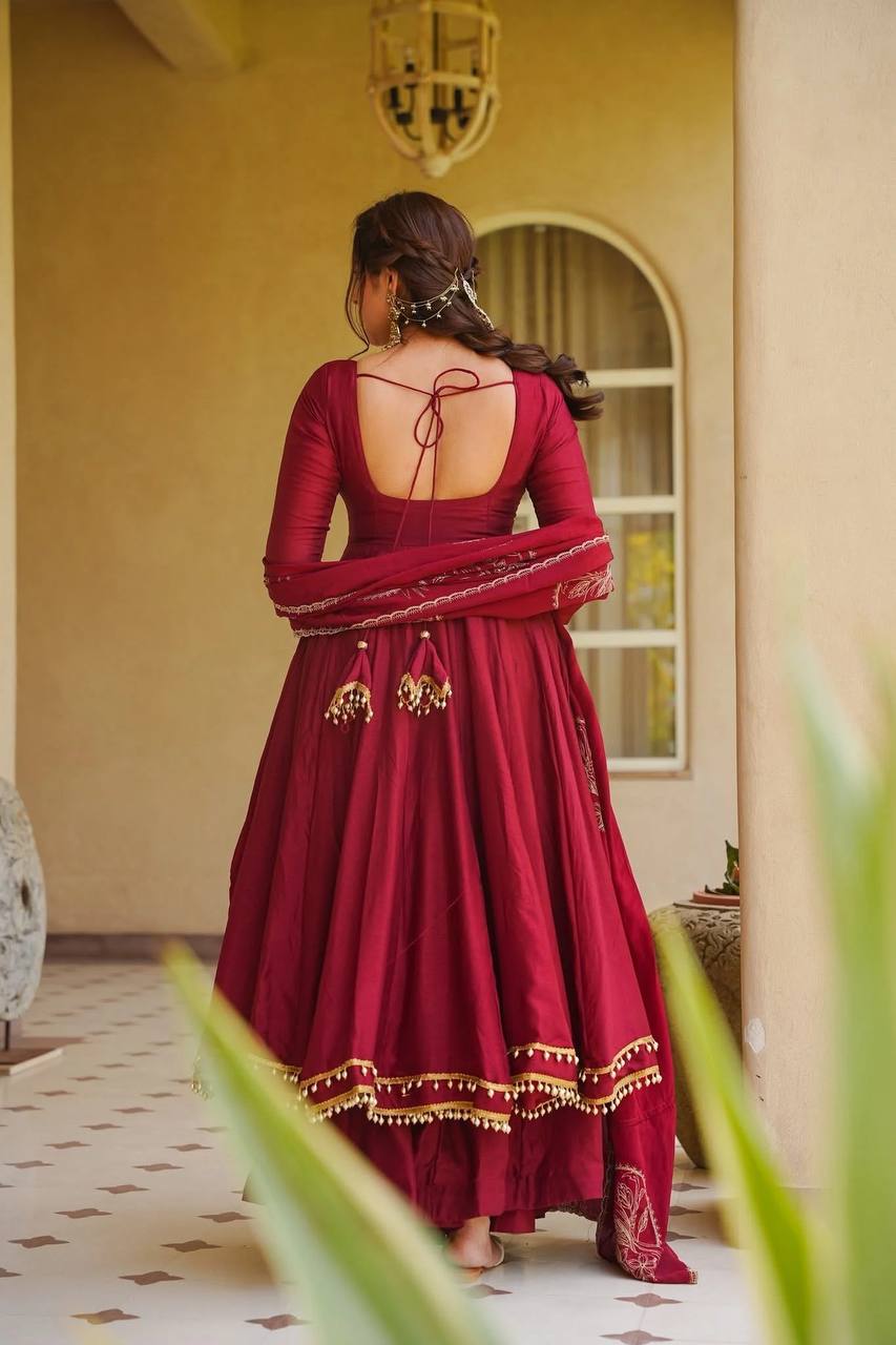 Elegant Embroidered Anarkali Suit Set