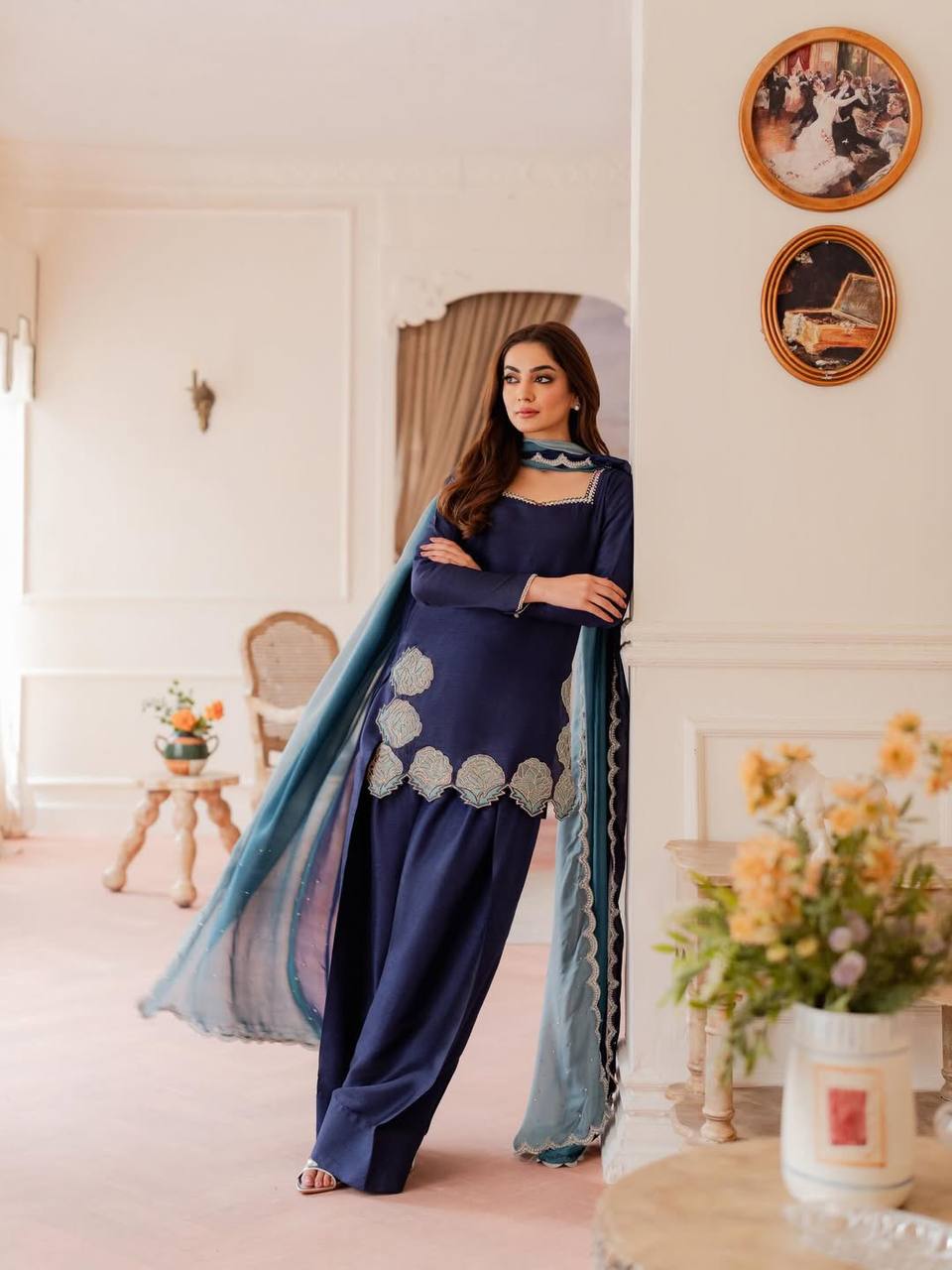 Chic Traditional Outfit for Special Occasions