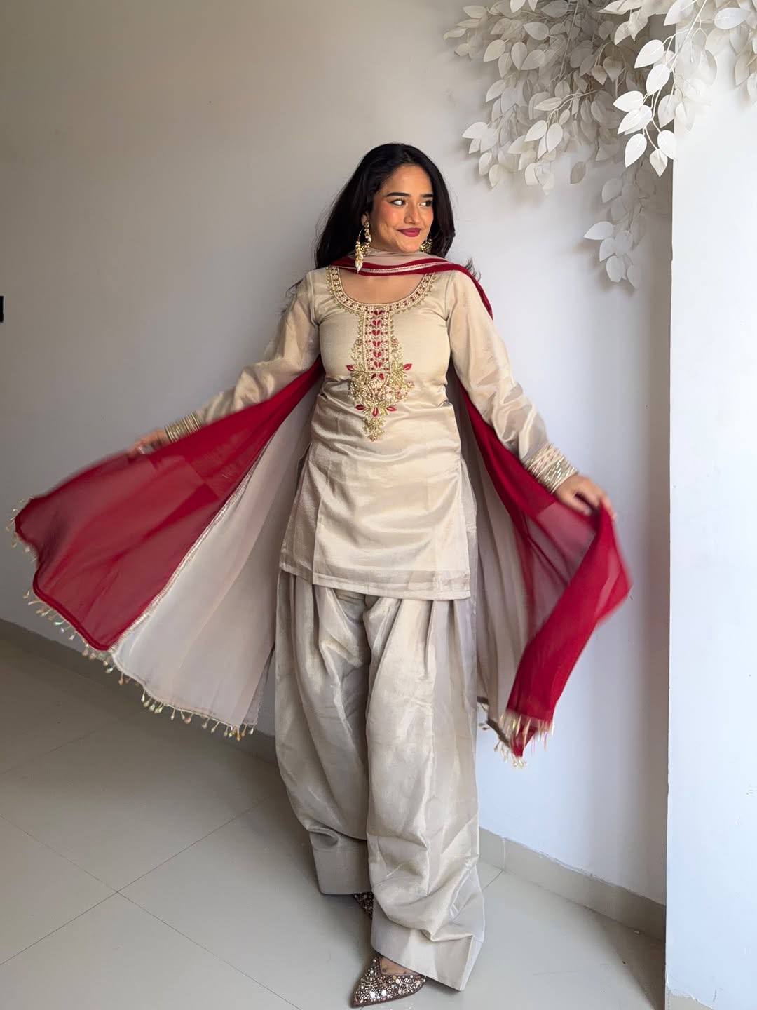 Captivating Charm in Classic Garb
