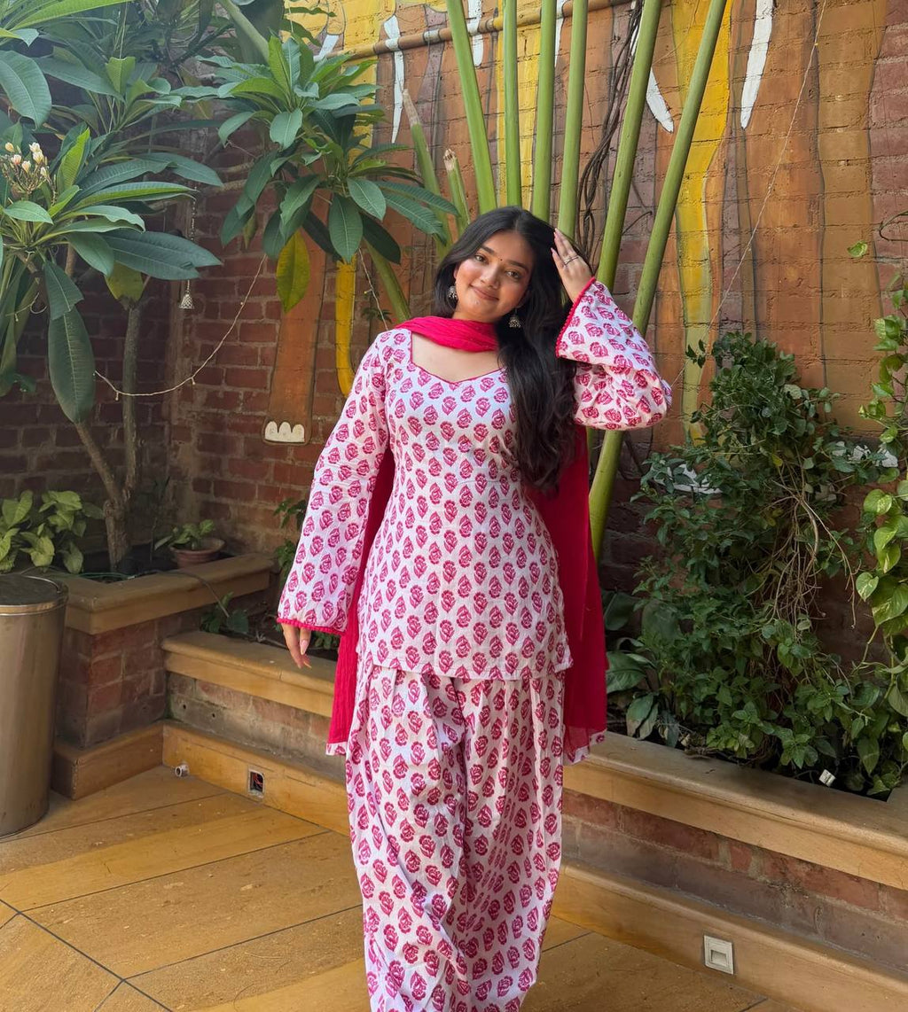 Pink Floral Printed Farshi Salwar Suit