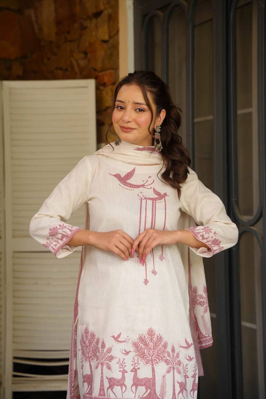 Elegant Fusion: A Woman in Sari Splendor