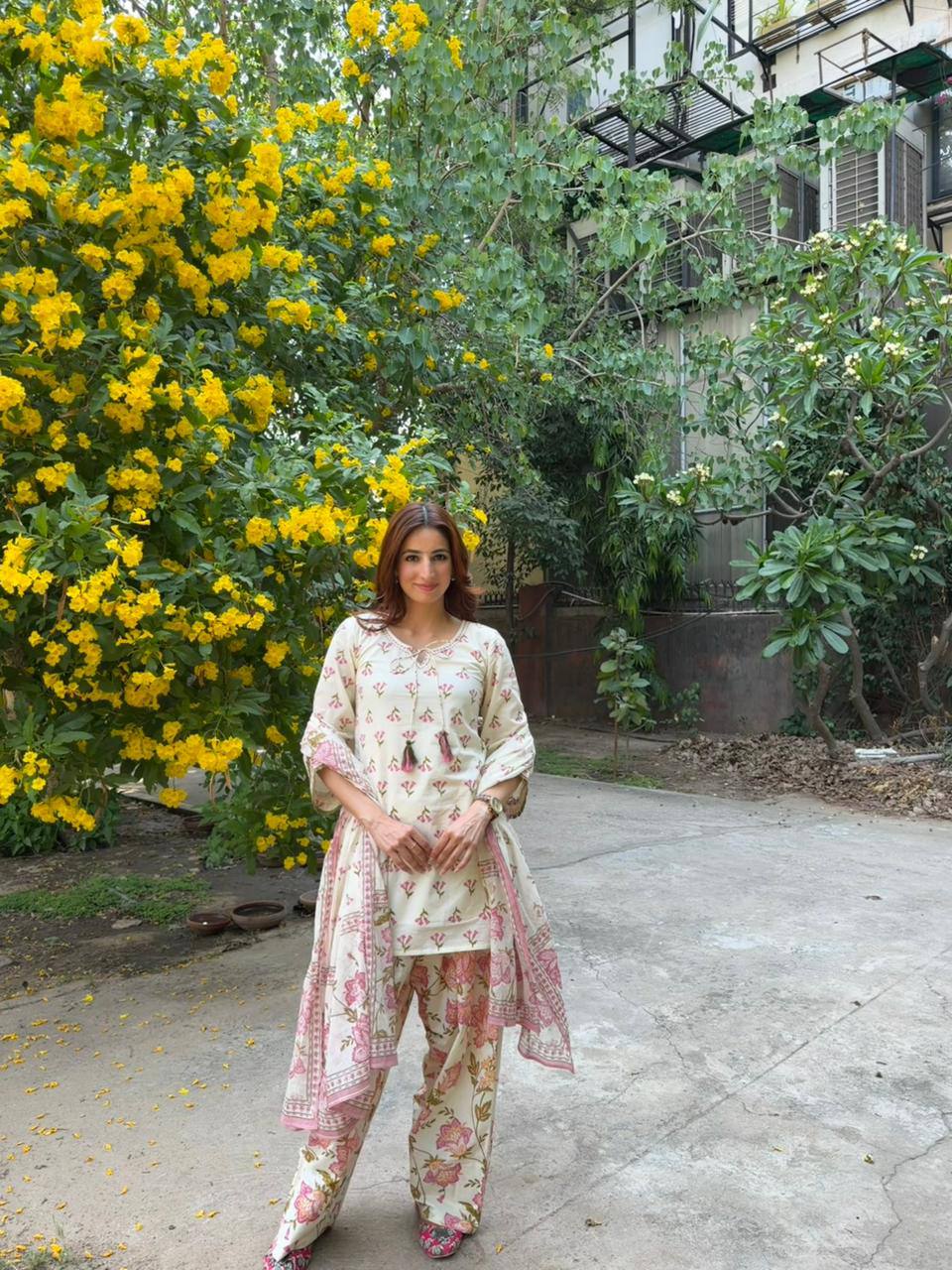 Elegant Floral Suit for Modern Women