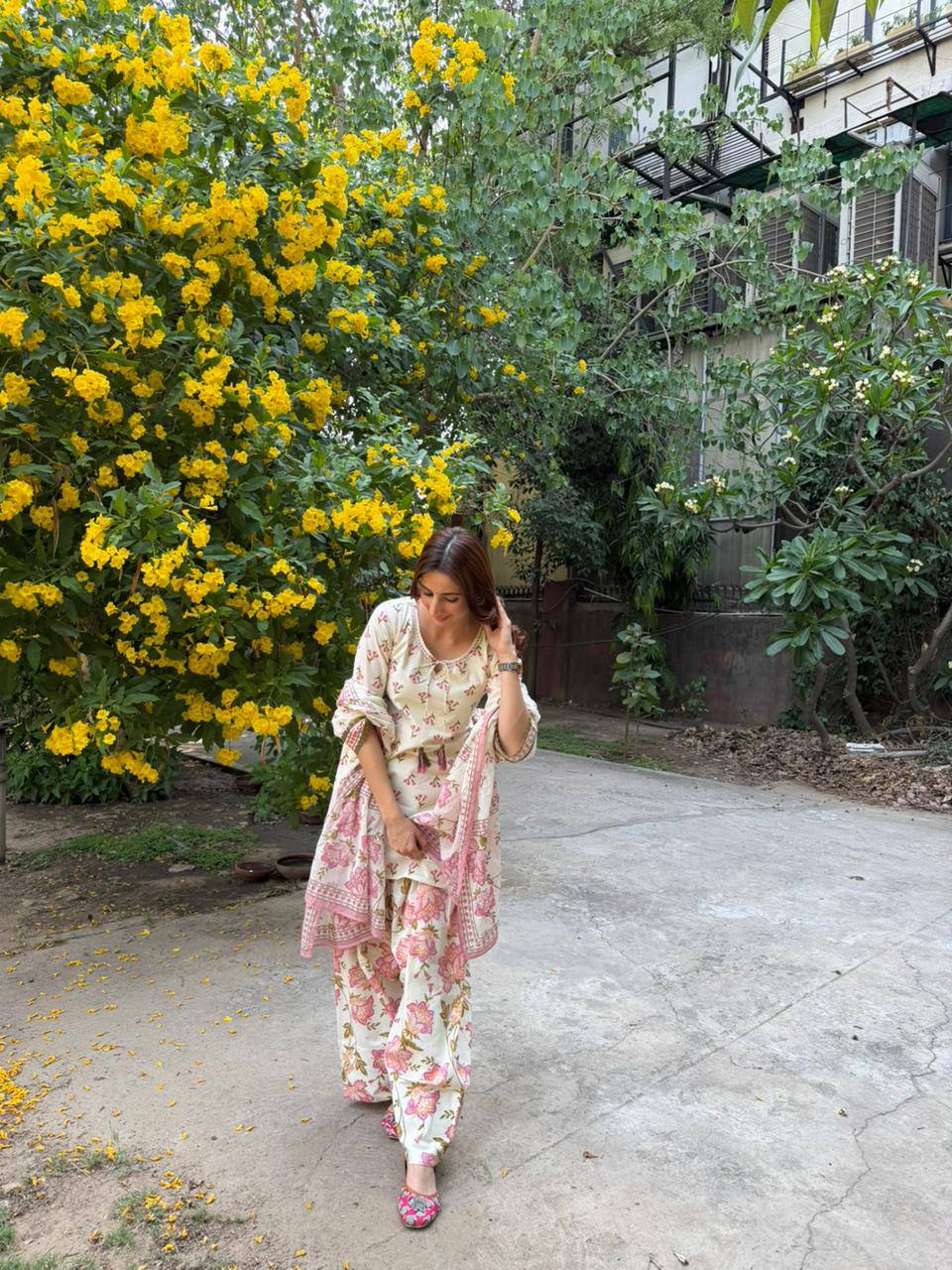 Elegant Floral Suit for Modern Women