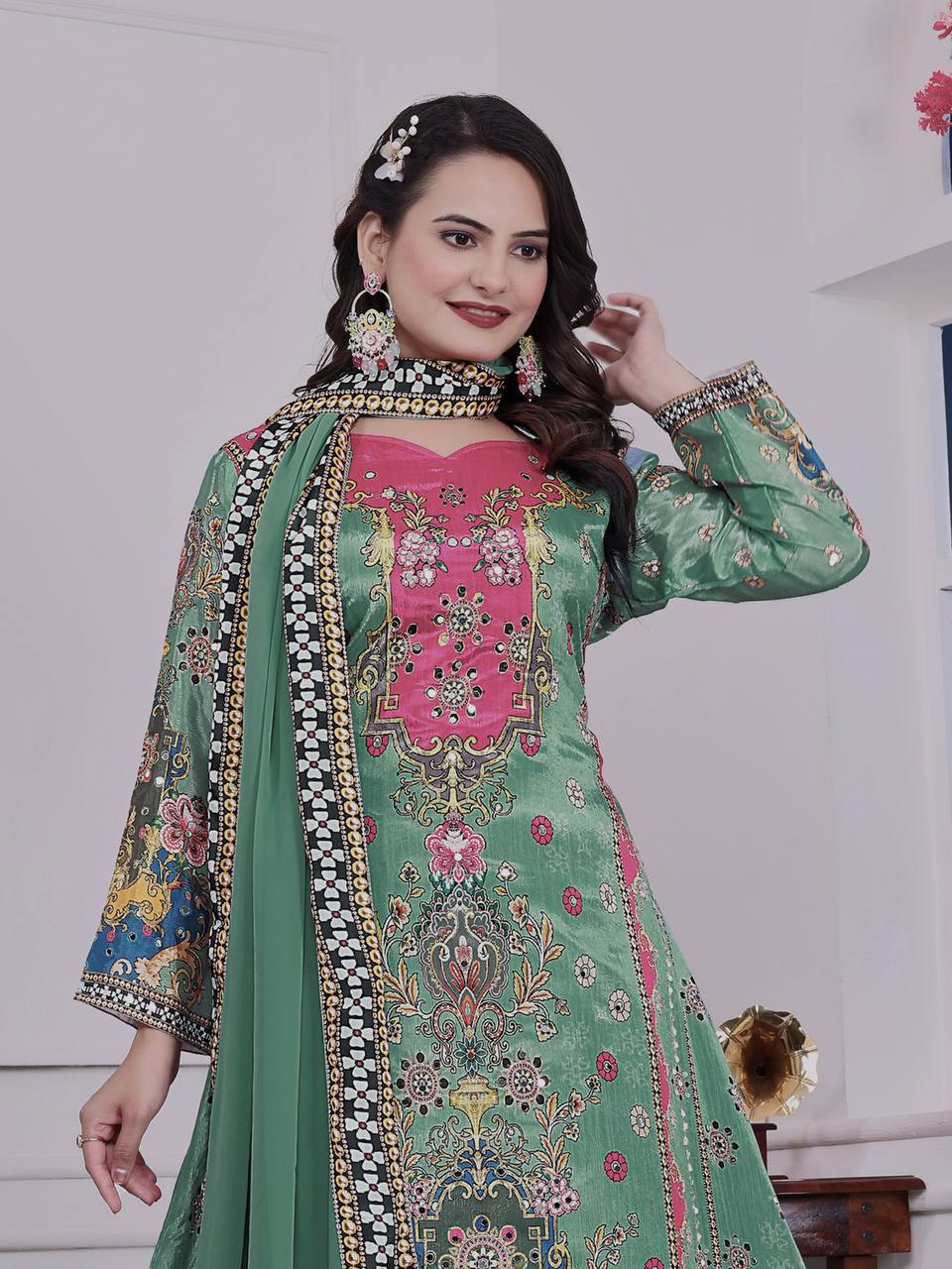 Exquisite Handcrafted Plaza Suit for Timeless Style