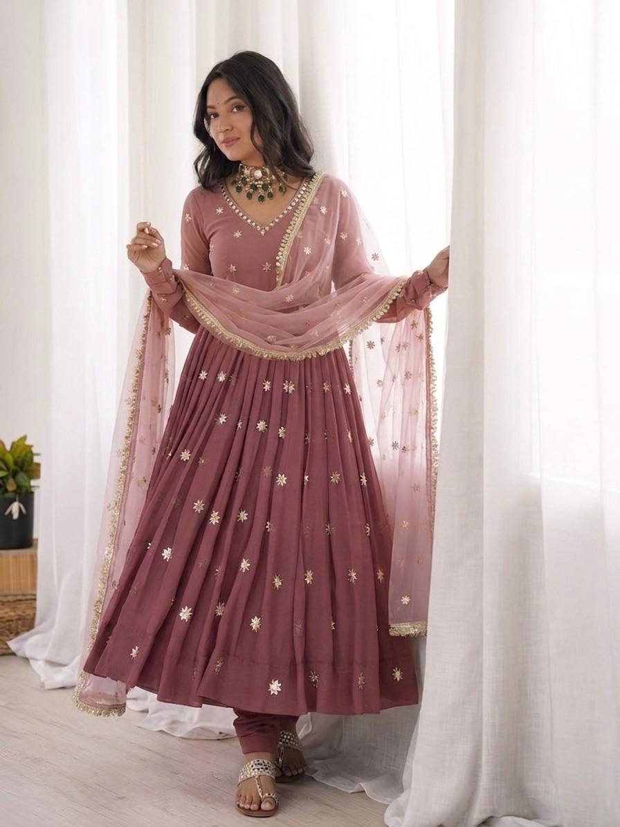 Exquisite Anarkali Suits for Fashion Enthusiasts