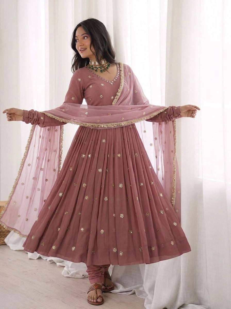 Exquisite Anarkali Suits for Fashion Enthusiasts