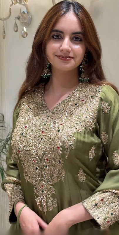 Luxurious Embroidered Suit for Modern Elegance