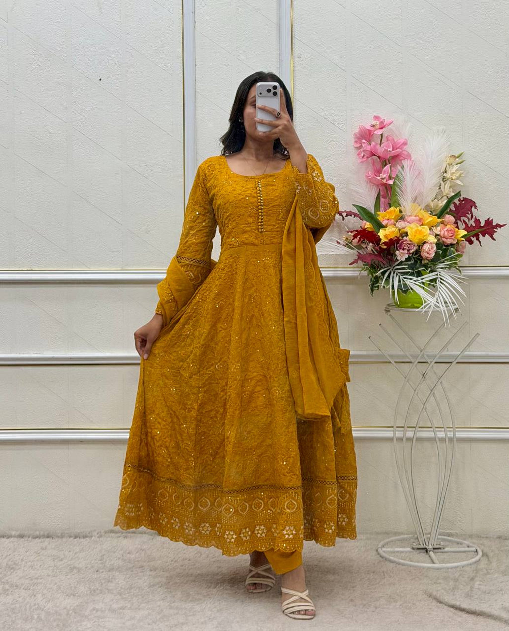Cherishing Memories in Chic Outfits