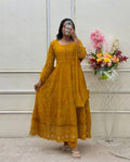 Cherishing Memories in Chic Outfits