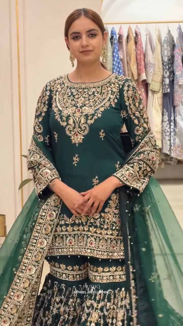 Stunning Suit Crafted for Special Moments