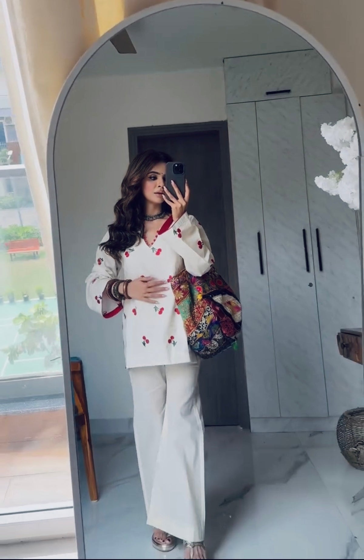 Selfie-Ready Capture Your Style in This Suit