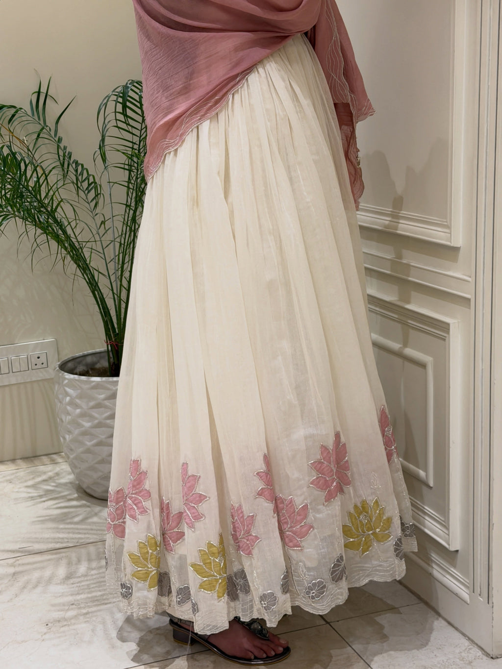 Graceful Glow Fashion Meets Effortless Style