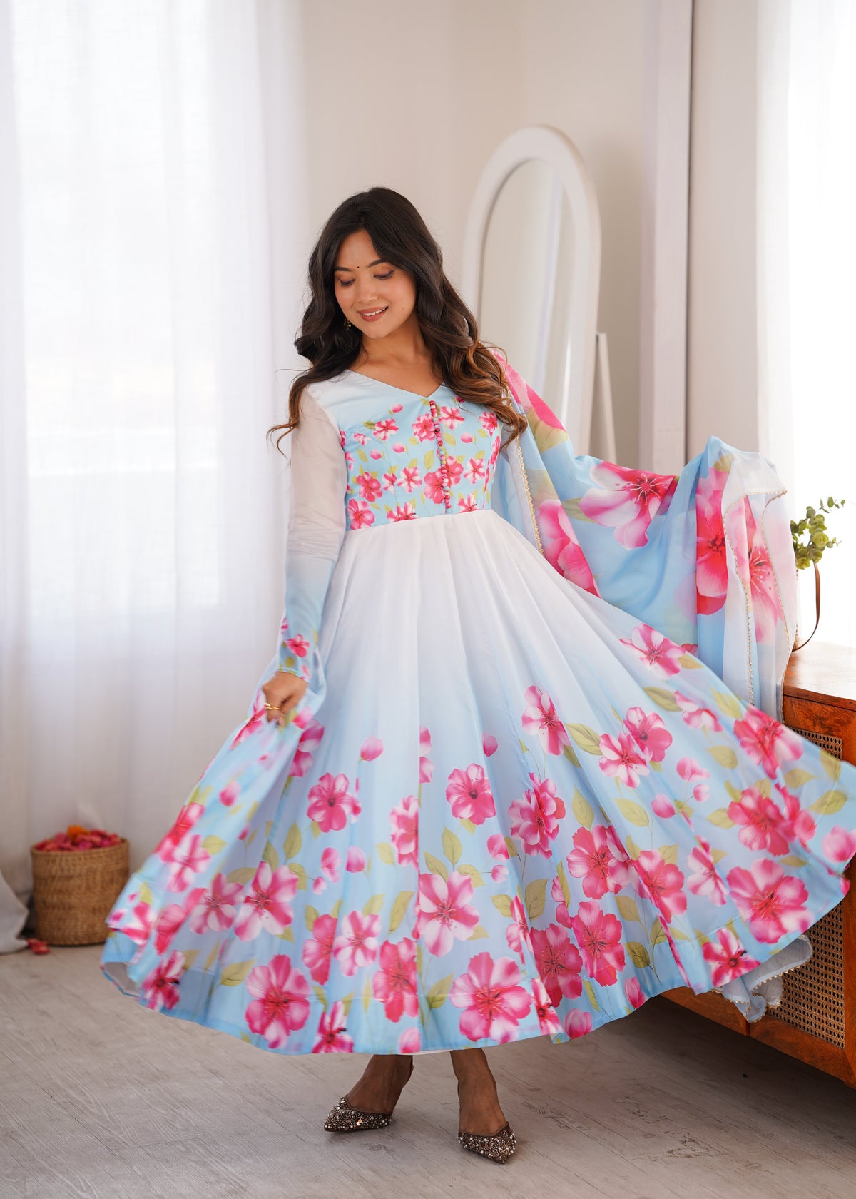 Chic Blue Floral Dress for Stylish Women