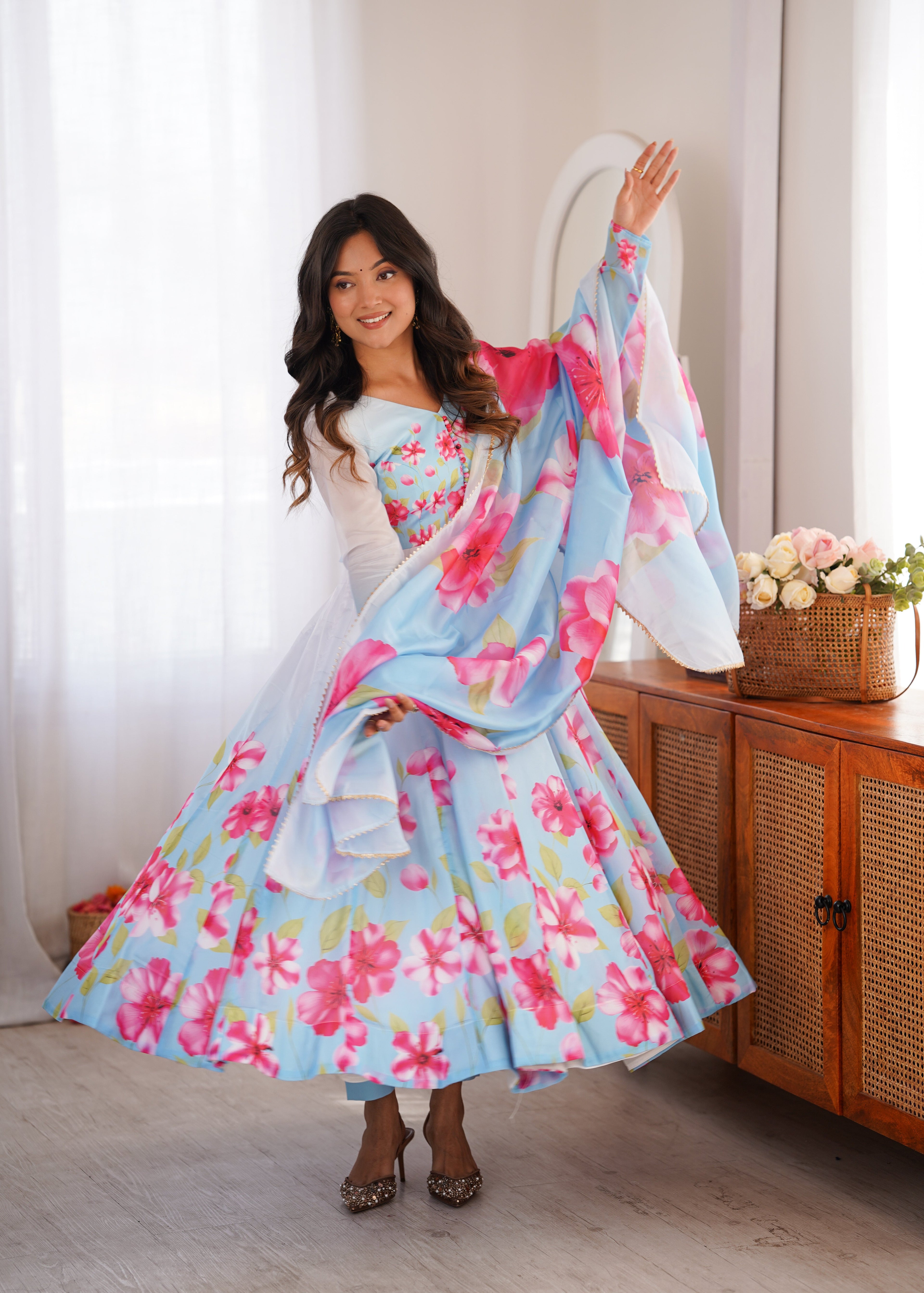 Chic Blue Floral Dress for Stylish Women