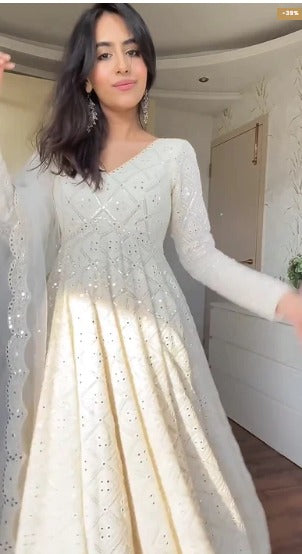 Timeless Cream Anarkali for Graceful Moments